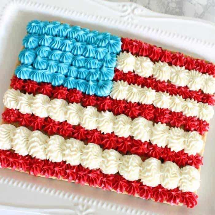 19 Easy Patriotic Desserts 10 American Flag Cookie Cake Square