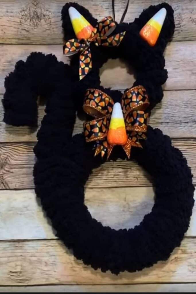 21 Easy Dollar Store Halloween Crafts 15 DIY Dollar Tree Halloween Cat Wreath