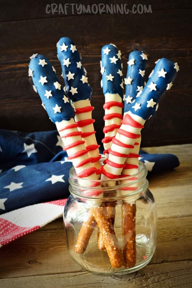 19 Easy Patriotic Desserts 14 american flag pretzel rods