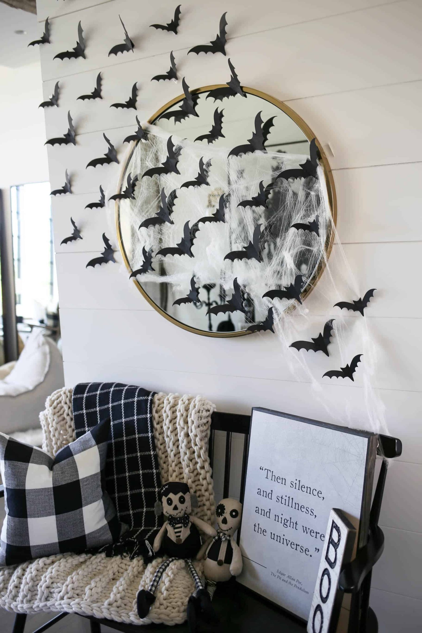 15 Best Farmhouse Halloween Decor 16 halloweendecor sbkliving 15