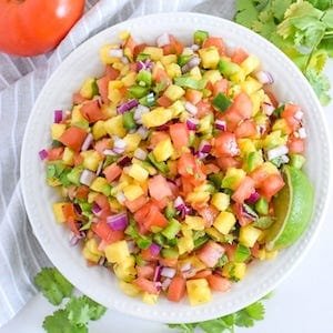 1 easy pineapple salsa 4